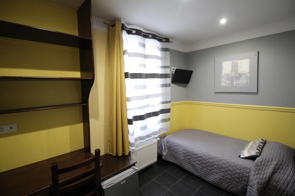 Hotel Des Pyrenees Paris Bagian luar foto