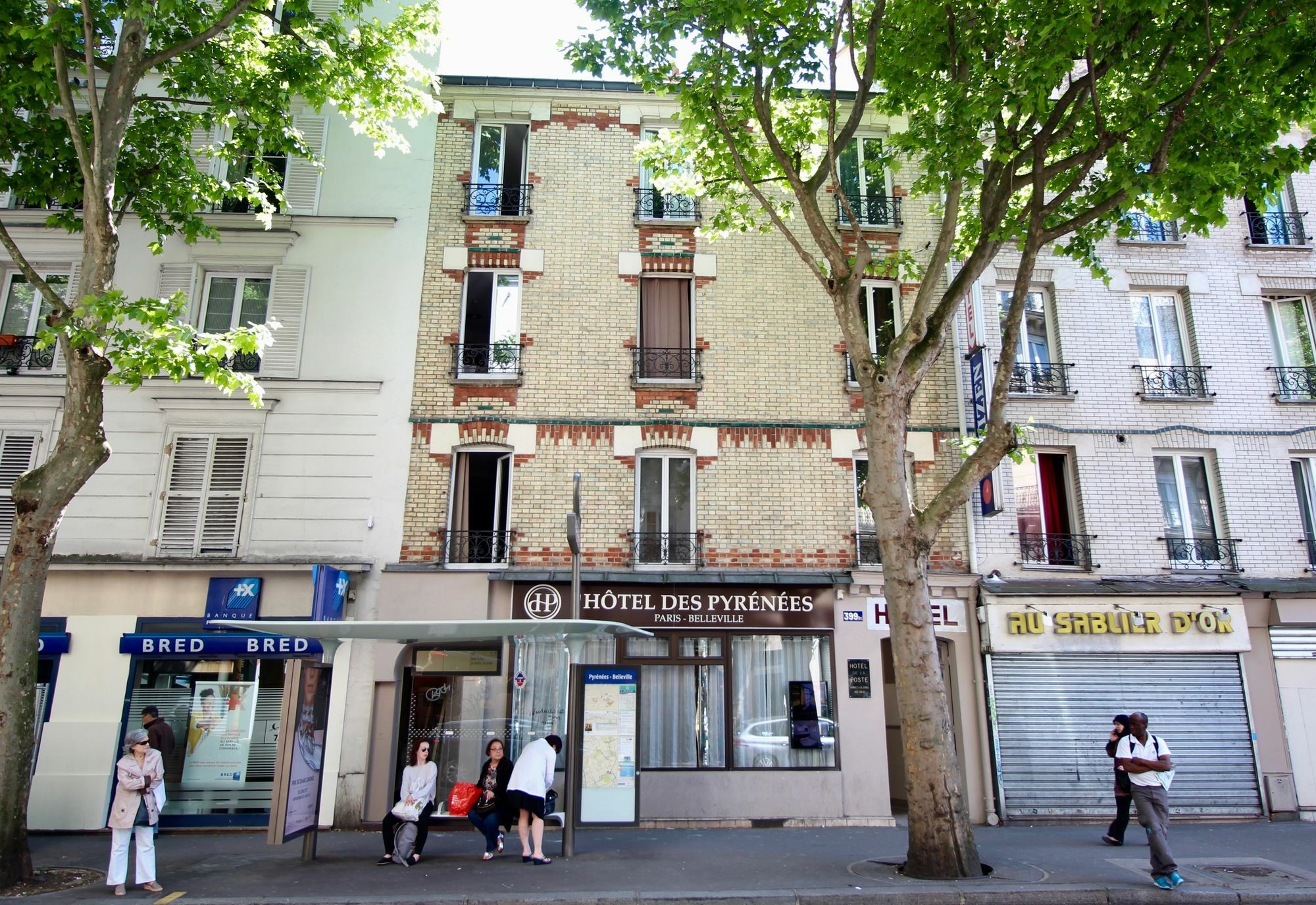 Hotel Des Pyrenees Paris Bagian luar foto
