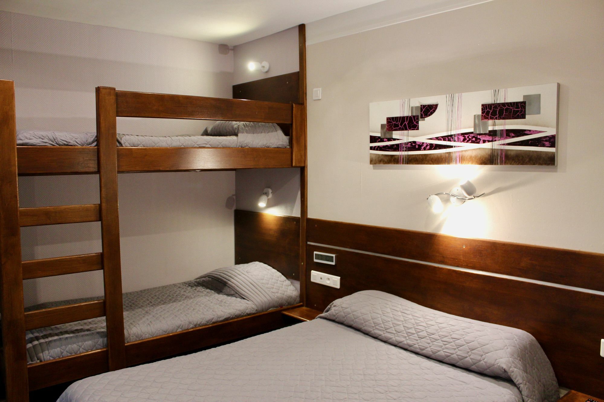 Hotel Des Pyrenees Paris Bagian luar foto