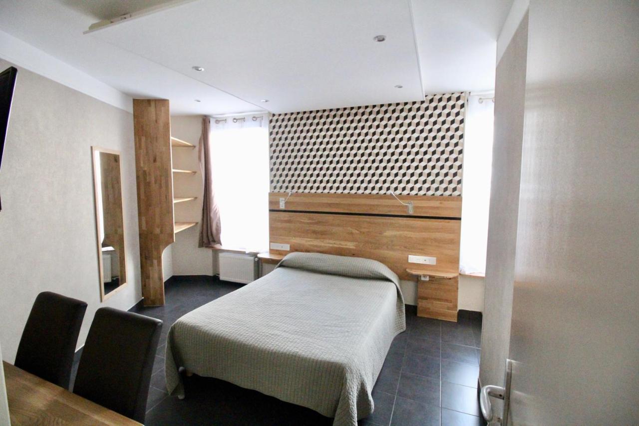 Hotel Des Pyrenees Paris Bagian luar foto